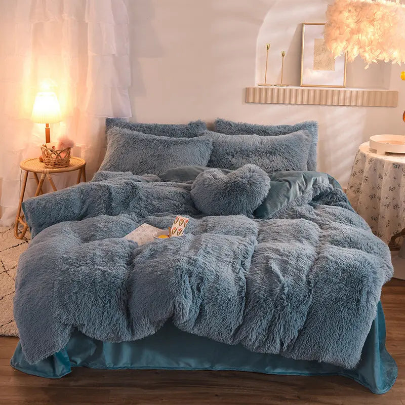 4-Piece Mink Velvet Bedding Set – Soft Polyester Duvet Cover, Flat Sheet & Pillowcases AURABAGS SHOP