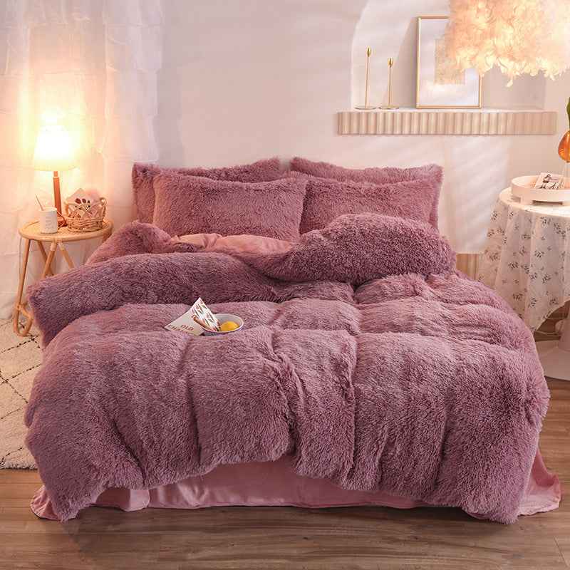 4-Piece Mink Velvet Bedding Set – Soft Polyester Duvet Cover, Flat Sheet & Pillowcases AURABAGS SHOP