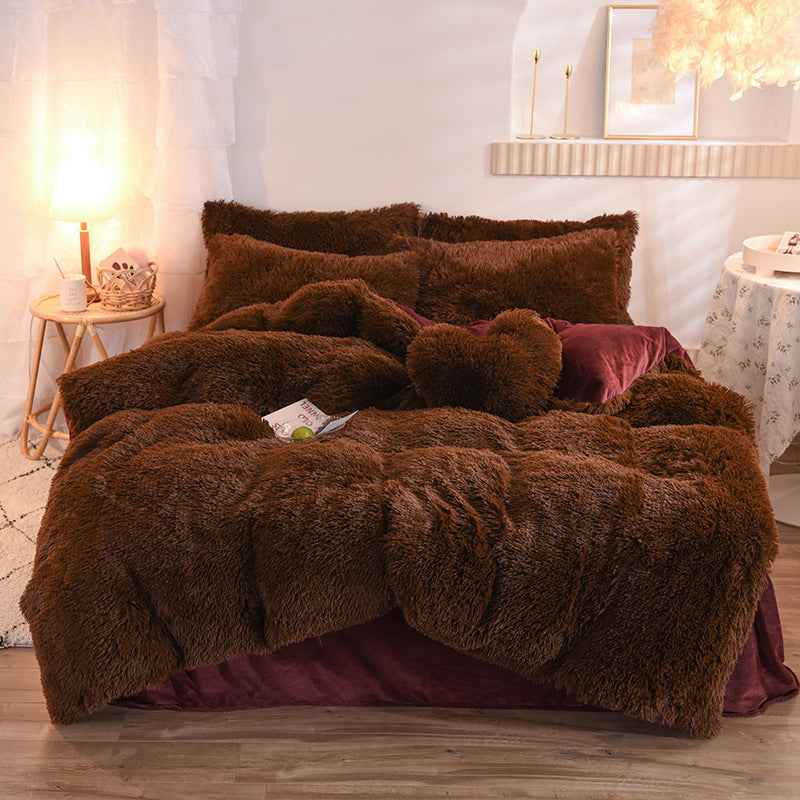 4-Piece Mink Velvet Bedding Set – Soft Polyester Duvet Cover, Flat Sheet & Pillowcases AURABAGS SHOP